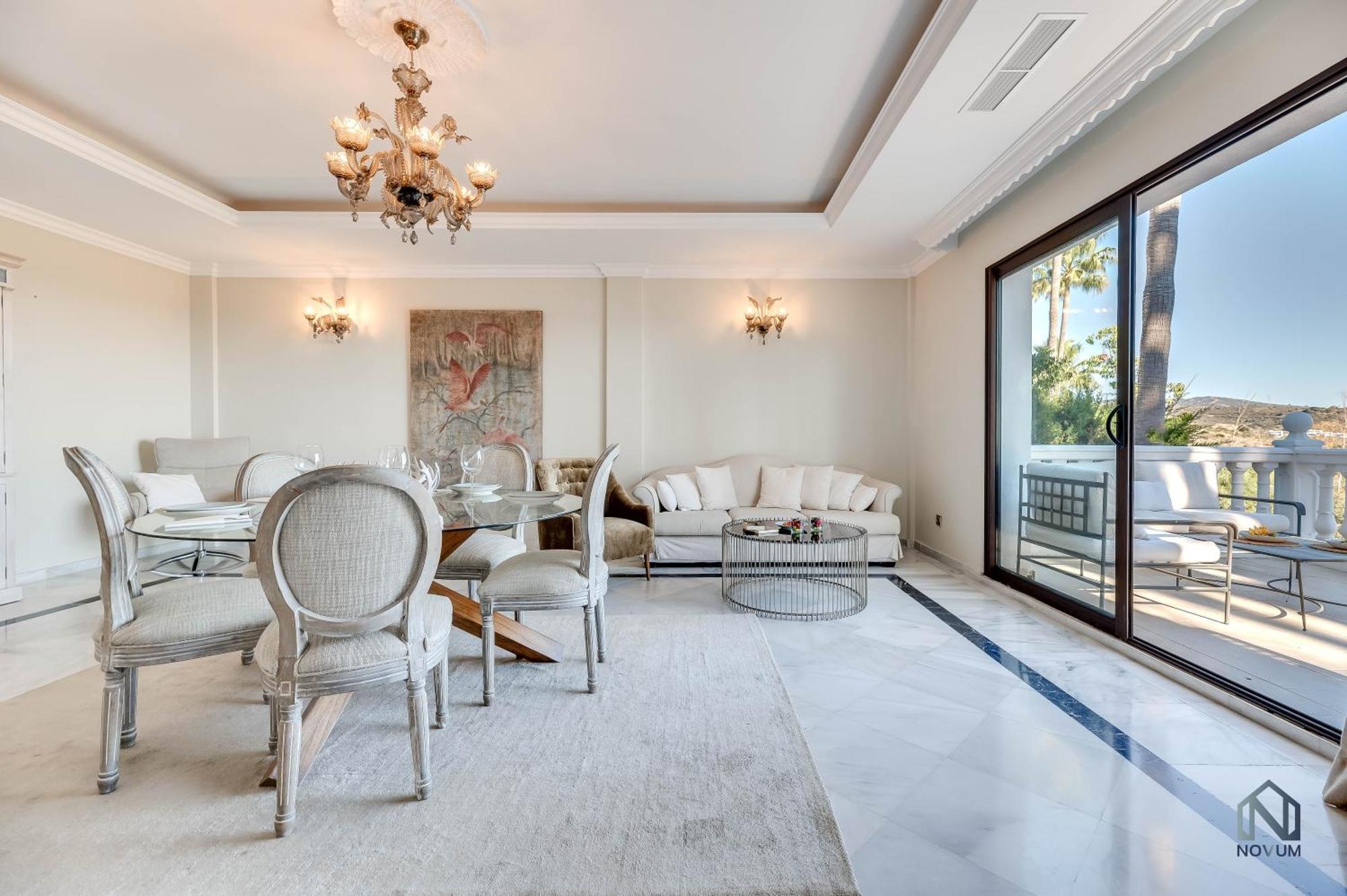 Lägenhet Spacious 6 Bdrm - Golf Lover's Paradise